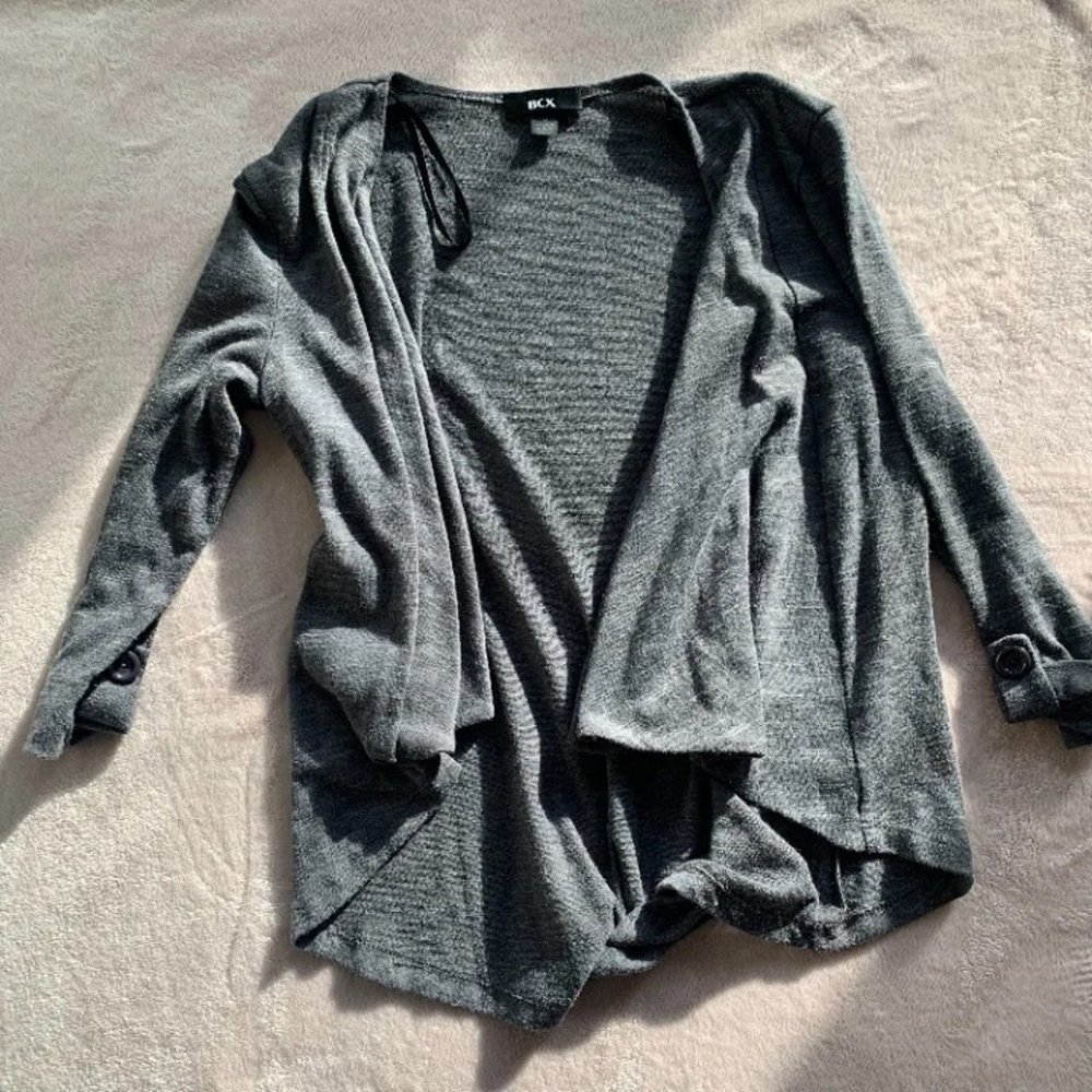 grey cardigan M